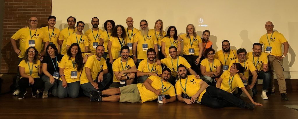 Organizadores y voluntarios de la PonteWordCamp 2019